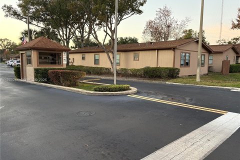 Villa ou maison à vendre à Winter Garden, Floride: 2 chambres № 2051466 - photo 15