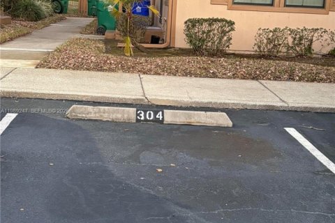 Villa ou maison à vendre à Winter Garden, Floride: 2 chambres № 2051466 - photo 18