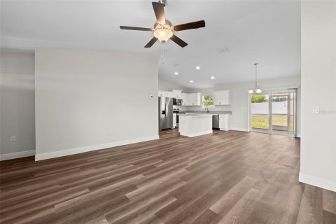 Casa en venta en Citrus Springs, Florida, 3 dormitorios, 134.99 m2 № 1909042 - foto 9