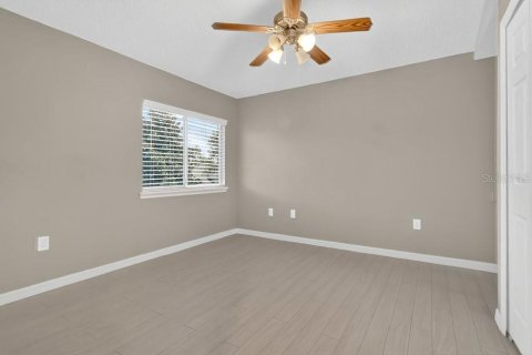 House in Casselberry, Florida 4 bedrooms, 267.84 sq.m. № 1907775 - photo 20