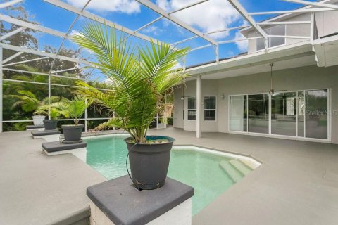 House in Casselberry, Florida 4 bedrooms, 267.84 sq.m. № 1907775 - photo 29