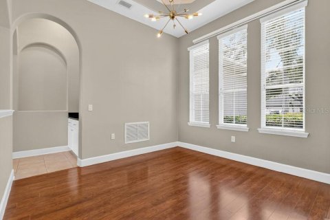 House in Casselberry, Florida 4 bedrooms, 267.84 sq.m. № 1907775 - photo 6