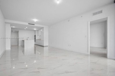Copropriété à vendre à Miami, Floride: 3 chambres, 152.27 m2 № 1968746 - photo 18