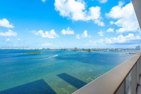 Copropriété à vendre à Miami, Floride: 3 chambres, 152.27 m2 № 1968746 - photo 7