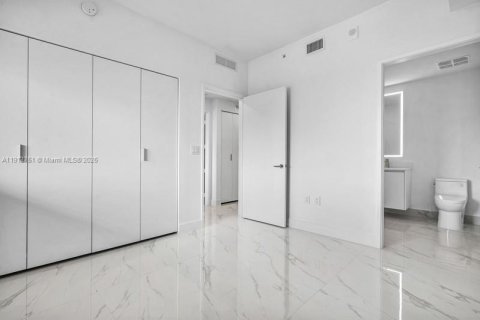 Copropriété à vendre à Miami, Floride: 3 chambres, 152.27 m2 № 1968746 - photo 29
