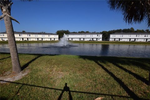 Copropriété à louer à Orlando, Floride: 1 chambre, 70.23 m2 № 2398873 - photo 3