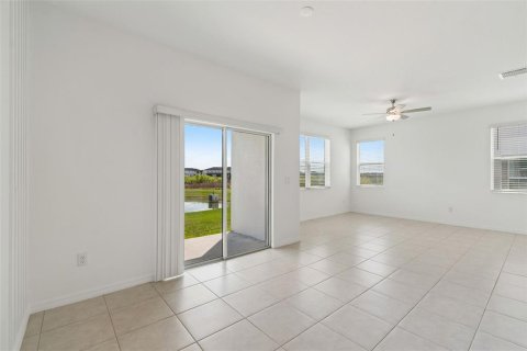 Adosado en venta en San Antonio, Florida, 3 dormitorios, 167.32 m2 № 2130157 - foto 19
