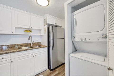 Condominio en venta en Sarasota, Florida, 1 dormitorio, 71.35 m2 № 1631497 - foto 9
