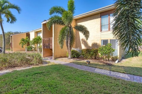 Condominio en venta en Sarasota, Florida, 1 dormitorio, 71.35 m2 № 1631497 - foto 1