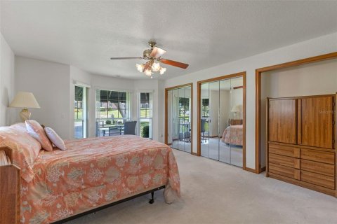 House in Fruitland Park, Florida 3 bedrooms, 235.6 sq.m. № 1844394 - photo 18