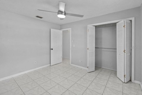 House in Orlando, Florida 3 bedrooms, 142.7 sq.m. № 1883764 - photo 20