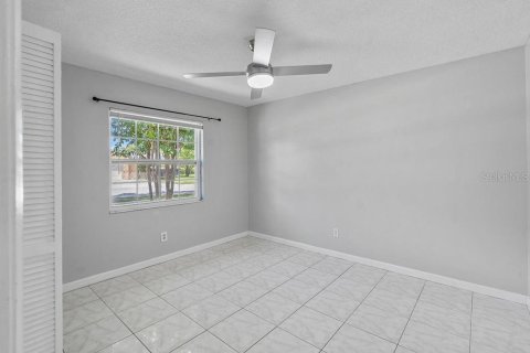House in Orlando, Florida 3 bedrooms, 142.7 sq.m. № 1883764 - photo 19