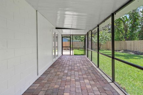 House in Orlando, Florida 3 bedrooms, 142.7 sq.m. № 1883764 - photo 23