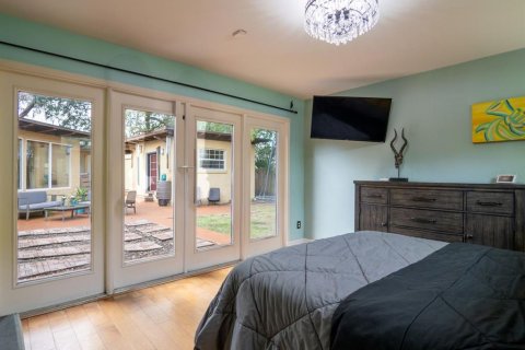 Casa en venta en Orlando, Florida, 4 dormitorios, 242.94 m2 № 1914518 - foto 13