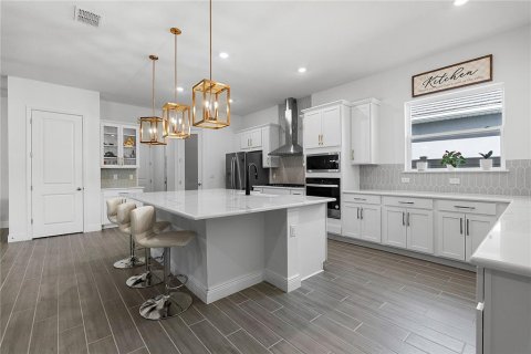 Villa ou maison à louer à Windermere, Floride: 4 chambres, 291.71 m2 № 2318675 - photo 9
