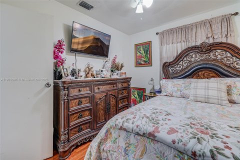 Casa en venta en North Lauderdale, Florida, 4 dormitorios, 120.77 m2 № 1973896 - foto 21