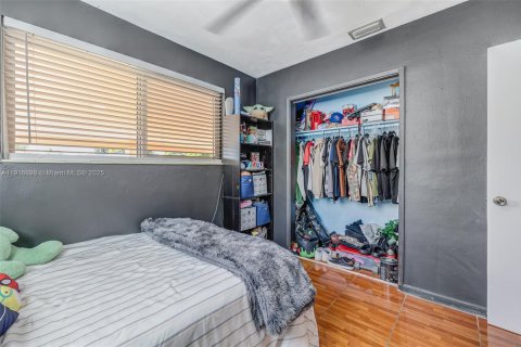 Casa en venta en North Lauderdale, Florida, 4 dormitorios, 120.77 m2 № 1973896 - foto 25