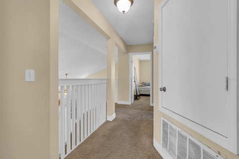House in Orlando, Florida 4 bedrooms, 173.36 sq.m. № 2150457 - photo 19