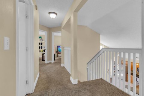House in Orlando, Florida 4 bedrooms, 173.36 sq.m. № 2150457 - photo 20