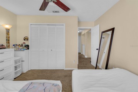 House in Orlando, Florida 4 bedrooms, 173.36 sq.m. № 2150457 - photo 16