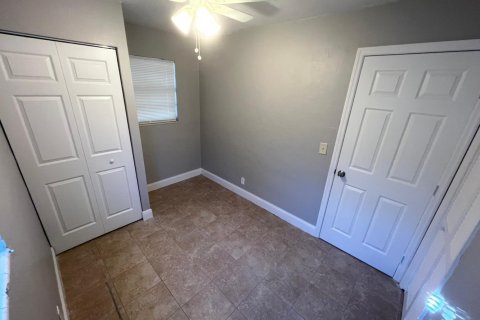 House in Boynton Beach, Florida 3 bedrooms, 69.12 sq.m. № 2146139 - photo 13