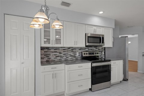 Casa en venta en Beverly Hills, Florida, 2 dormitorios, 136.85 m2 № 2196264 - foto 22