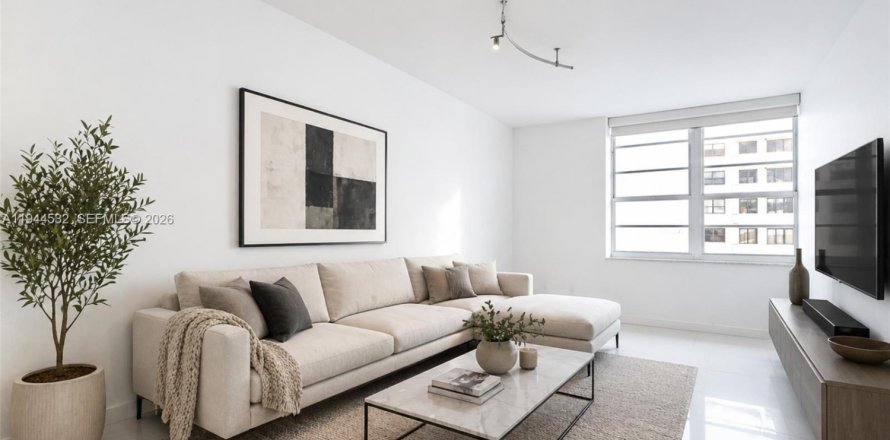 Estudio en el Condominio en Miami Beach, Florida № 2152828