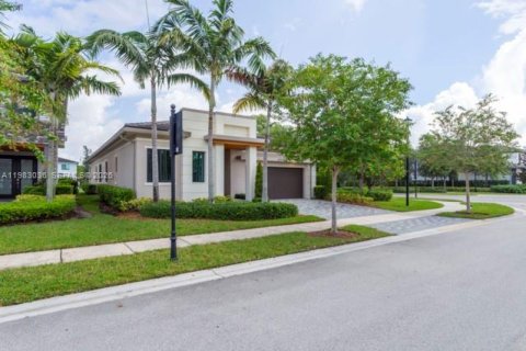 Villa ou maison à vendre à Parkland, Floride: 4 chambres, 220.92 m2 № 2085357 - photo 4