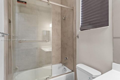 Villa ou maison à vendre à Parkland, Floride: 4 chambres, 220.92 m2 № 2085357 - photo 13