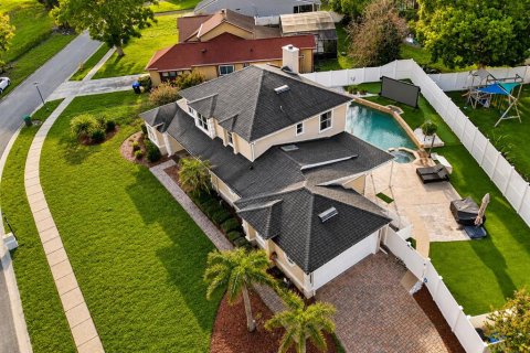 House in Orlando, Florida 4 bedrooms, 253.53 sq.m. № 2393476 - photo 6