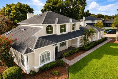 House in Orlando, Florida 4 bedrooms, 253.53 sq.m. № 2393476 - photo 2
