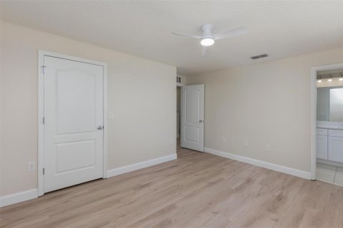 Touwnhouse à vendre à Kissimmee, Floride: 3 chambres, 173.73 m2 № 2419135 - photo 22