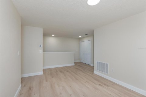 Touwnhouse à vendre à Kissimmee, Floride: 3 chambres, 173.73 m2 № 2419135 - photo 18