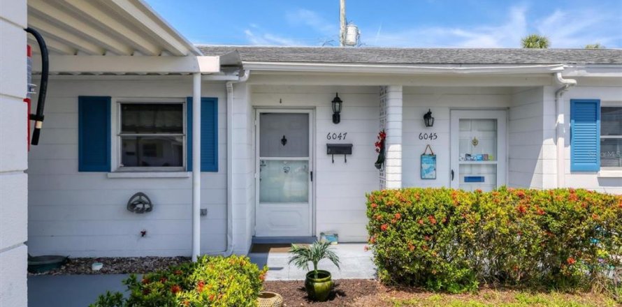 Condominio en Bradenton, Florida, 2 dormitorios  № 1652383