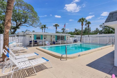 Condominio en venta en Bradenton, Florida, 2 dormitorios, 66.89 m2 № 1652383 - foto 29