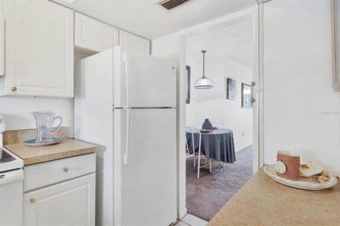 Condominio en venta en Bradenton, Florida, 2 dormitorios, 66.89 m2 № 1652383 - foto 16