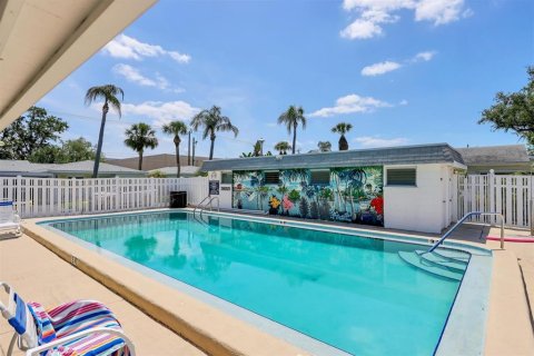 Condominio en venta en Bradenton, Florida, 2 dormitorios, 66.89 m2 № 1652383 - foto 30