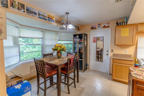Villa ou maison à vendre à Deltona, Floride: 2 chambres, 115.2 m2 № 2272971 - photo 4