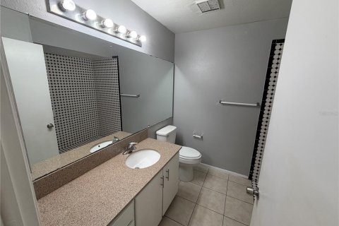 Condominio en alquiler en Orlando, Florida, 2 dormitorios, 80.27 m2 № 2092984 - foto 4