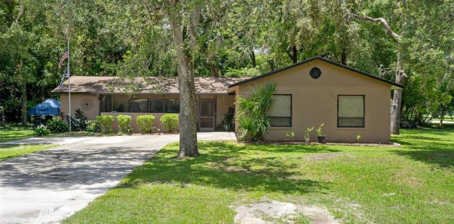 Casa en Brooksville, Florida 3 dormitorios, 160.54 m2 № 1822509