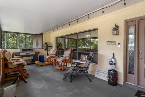 Купить виллу или дом в Бруксвилл, Флорида 9 комнат, 160.54м2, № 1822509 - фото 7