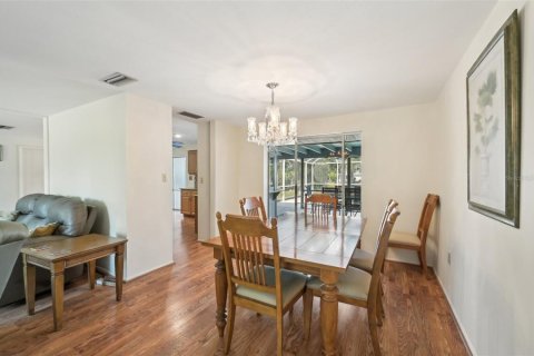 Casa en venta en Port Charlotte, Florida, 3 dormitorios, 152.55 m2 № 1628644 - foto 10