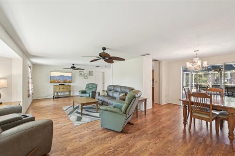 Casa en venta en Port Charlotte, Florida, 3 dormitorios, 152.55 m2 № 1628644 - foto 6