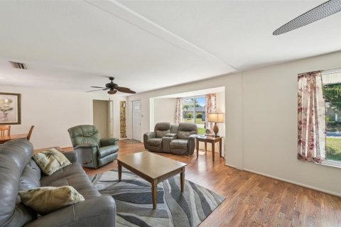 Casa en venta en Port Charlotte, Florida, 3 dormitorios, 152.55 m2 № 1628644 - foto 9