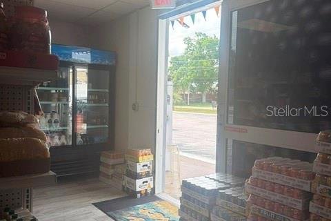 Immobilier commercial à vendre à Tampa, Floride: 704.2 m2 № 2393580 - photo 18