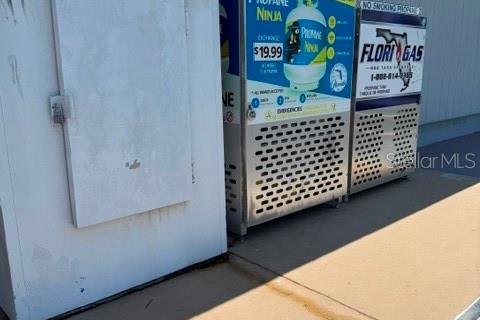 Immobilier commercial à vendre à Tampa, Floride: 704.2 m2 № 2393580 - photo 4