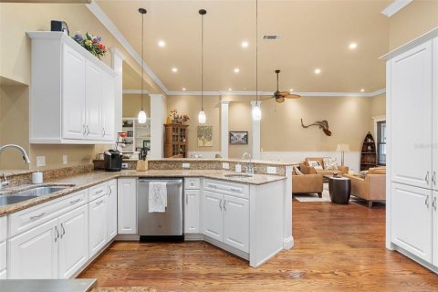Casa en venta en New Smyrna Beach, Florida, 3 dormitorios, 282.33 m2 № 1851015 - foto 14