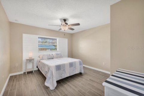 House in Englewood, Florida 2 bedrooms, 144.37 sq.m. № 1559546 - photo 18