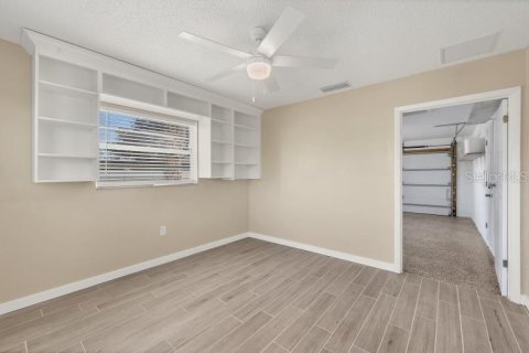 House in Englewood, Florida 2 bedrooms, 144.37 sq.m. № 1559546 - photo 22