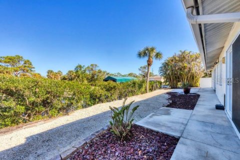 House in Englewood, Florida 2 bedrooms, 144.37 sq.m. № 1559546 - photo 26